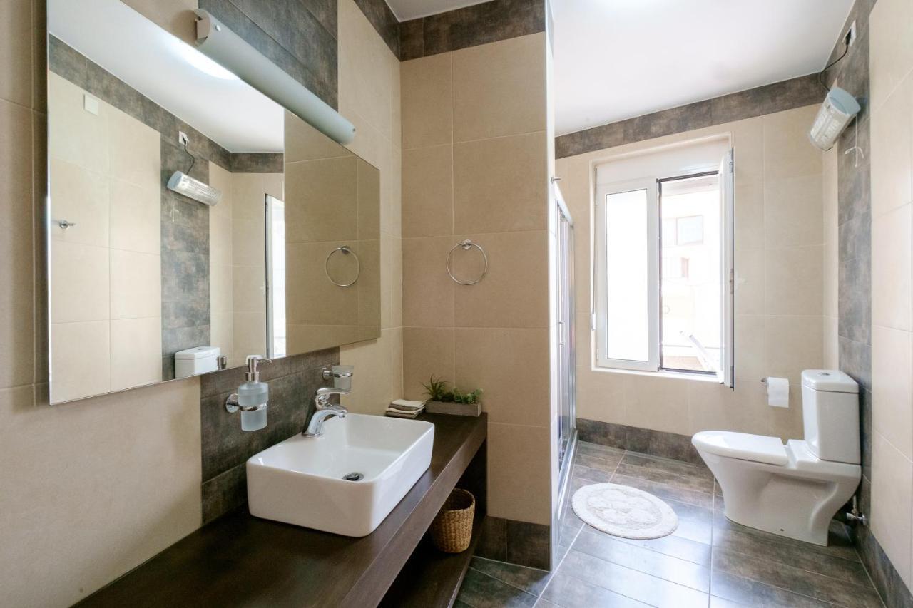Home With Courtyard In Beating Heart Of Old Town! La Canée Extérieur photo