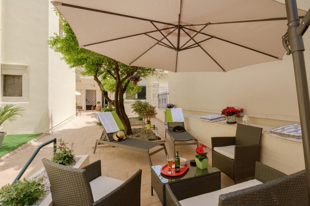 Home With Courtyard In Beating Heart Of Old Town! La Canée Extérieur photo