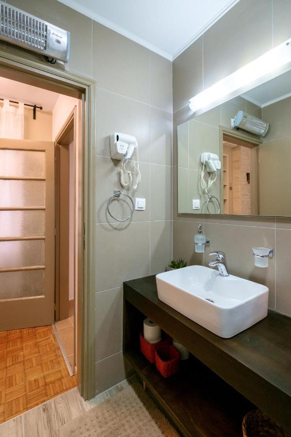 Home With Courtyard In Beating Heart Of Old Town! La Canée Extérieur photo